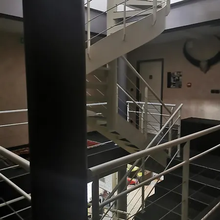 La Grange-piscine-spa *