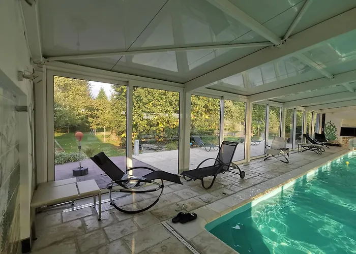 La Grange-piscine-spa *